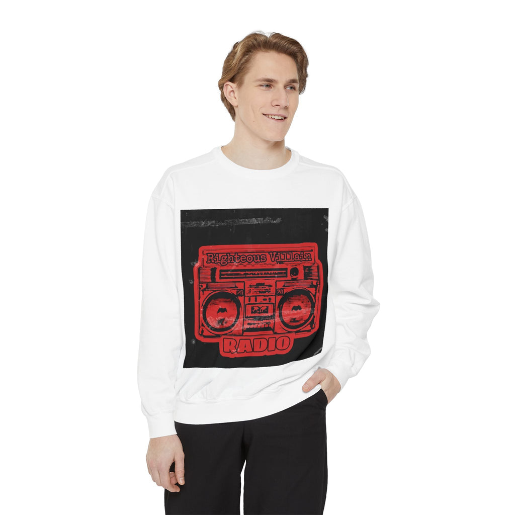 Vintage Boombox Sweatshirt — Retro Radio Graphic Pullover